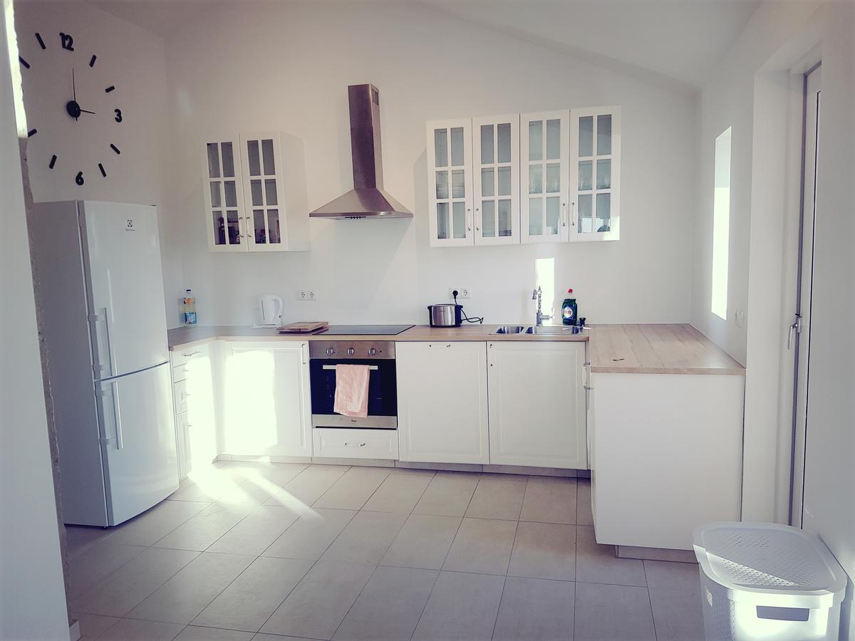 Hellatun Guest House! Buitenkant foto