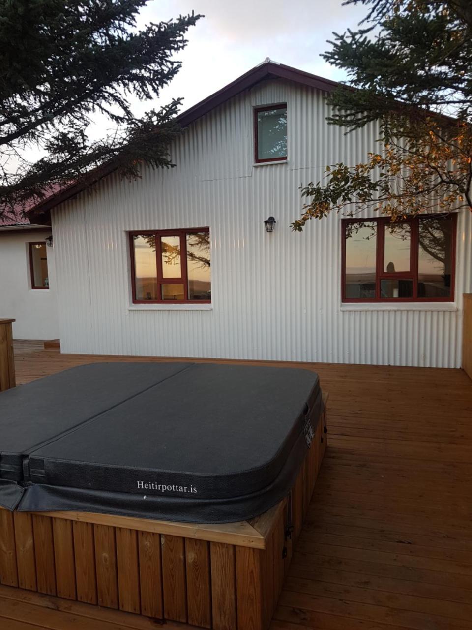 Hellatun Guest House! Buitenkant foto